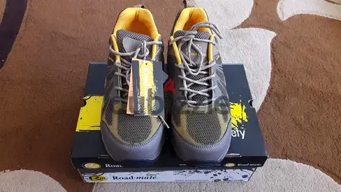 Road mate Safety Shoes Size: 44