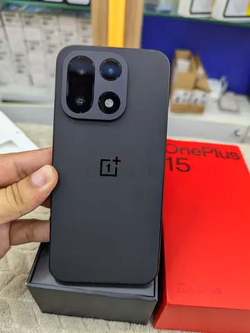 OnePlus 15 (256GB)