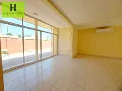 Spacious Villa |Private Yard|Close To Beach