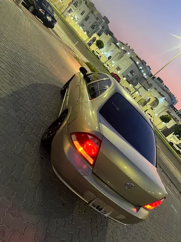 2008 Nissan SUNNY photo 2