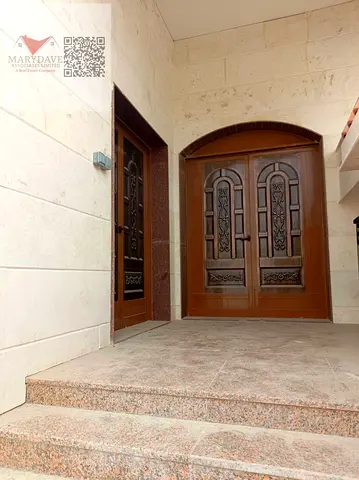 فيلا مساحه 5000 قدم شامله المياء والكهرباء تشطيب شخصى