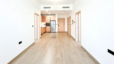 Brand new | Quality Finishing | High Floor