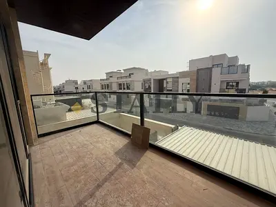 Luxury 5BR+M | Massive Villa | Renovated | Ready by 20th Aug