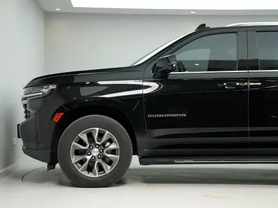 2023 Chevrolet SUBURBAN 照片 5