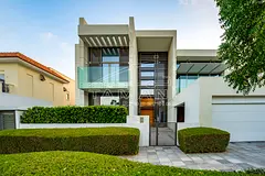 5BR Contemporary Villa Prime Location