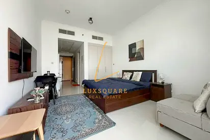 Bright | Spacious | Fully Furnished | Vacant