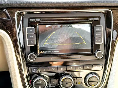 صورة مصغرة 14 لـ 2015 Volkswagen PASSAT