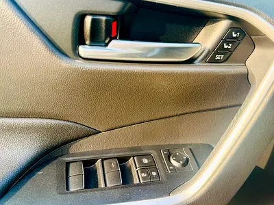 صورة مصغرة 16 لـ 2021 Toyota RAV 4