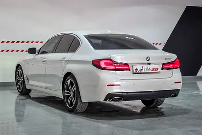 2021 BMW 5-SERIES — миниатюра 8