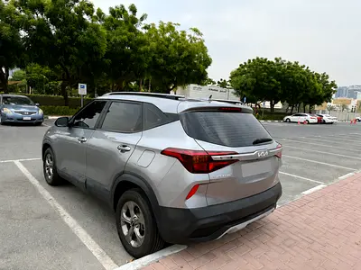 2022 KIA SELTOS 照片 4