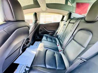 2022 Tesla MODEL 3 — фото 8