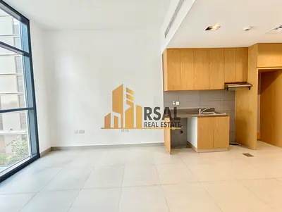 Budget Friendly// Ready to move// Happy place.