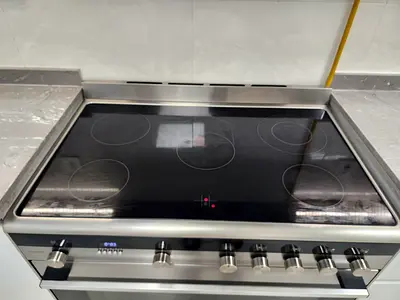 Siemens Iq700 Electric Ceramic Cooking Range Stove Oven 90x60cm Freestanding