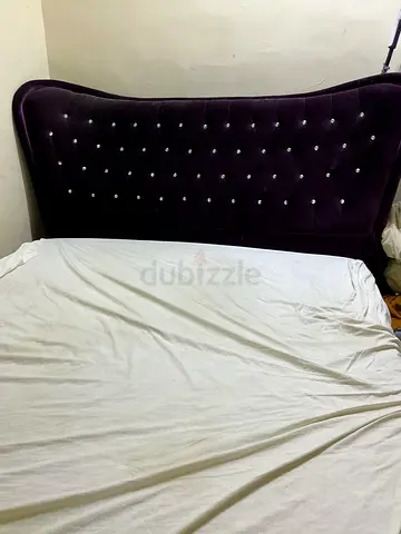King size bed for sale