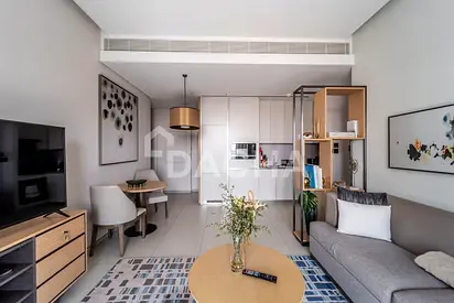 Serviced | Up to 4 cheqs | Marina views | Balcony