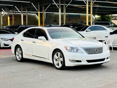 لكزس LS460 موديل 2011