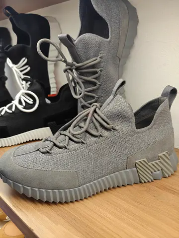 Men shoe