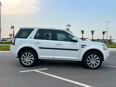 2014 LAND Rover LR2 photo 18