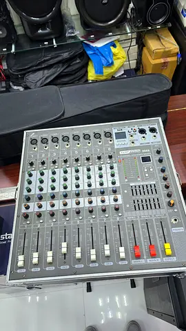 8-Channel Audio Mixer with EQ and Effects(case included)3000w*2 - Good Working Condition