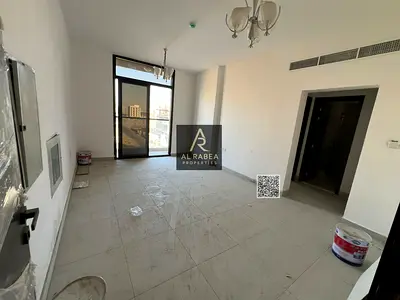 Direct on Road E311 Easy Access to Dubai & Sharja - First Tenant