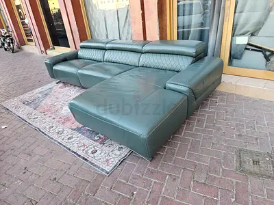 Excellent condition Neit and clean koala
Living Electric Recreener sofa