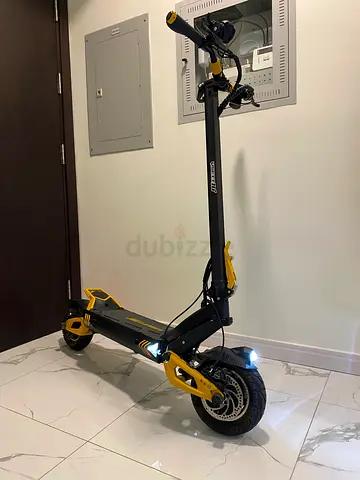 VSETT 10+ Electric Scooter - Max. Speed 80 km/h. - 60V 28Ah LG Battery