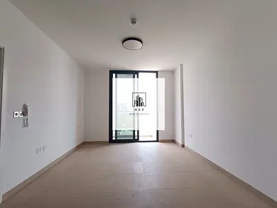 Specious luxury apartment for rent