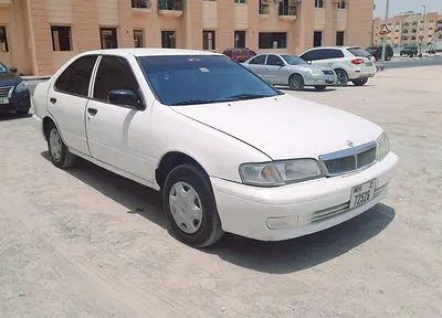 2000 Nissan SUNNY thumbnail 4