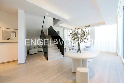 Luxury | Private Pool | Lift | Brand New | Vacant