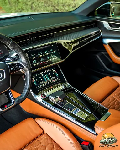 2021 AUDI RS6 — фото 3