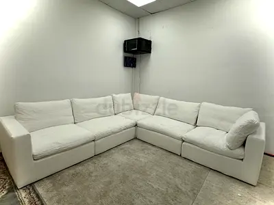 Almost brand new ws living modular sofa
