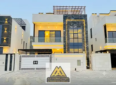 أول ساكن تتكون من طابقين بالإضافة إلى الروف 7 غرف نوم ماستر مجلس واسع صالتان 9 حمامات مطبخ رئيسي مجهز بالكامل مطبخ تحضيري خزائن حائط في جميع الغرف