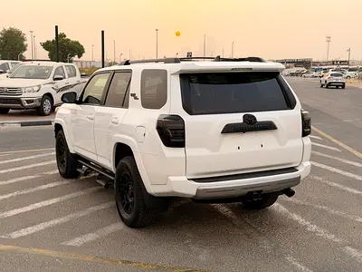 2024 Toyota 4RUNNER — фото 4