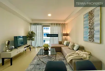 Chiller FREE! Great Amenities-Home by the Beach!