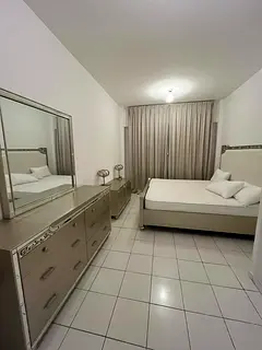 Master bedroom DIFC Metro "Financial Center" - looking for a flatmate to share rent of my apartment.