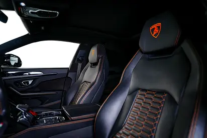2021 Lamborghini URUS thumbnail 19