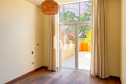 Unfurnished | Vacant Now | Beach Access