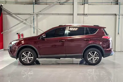 2017 Toyota RAV 4 — фото 5