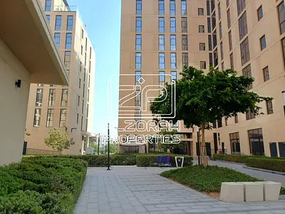 سكن حضري خالٍ من السيارات | طلب قوي