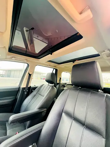 2014 LAND Rover LR2 照片 9
