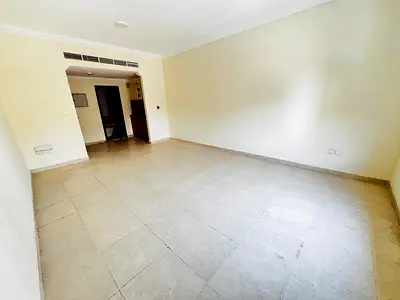 🚌 Spacious Studio Near Bus Station | Prime Location | Family Building