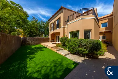Exclusive | Corner Townhouse | Best Location