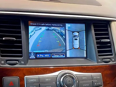 2016 Infiniti QX80 — фото 13