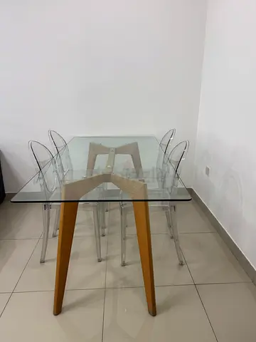 Glass Top Dining Table with Wooden Legs and 4 Transparent Chairs
