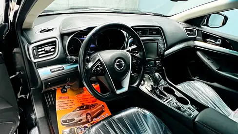 2021 Nissan MAXIMA 照片 8