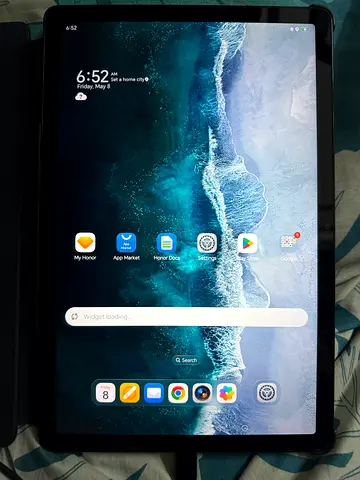 10.95-inch Android Tablet in Good Condition — Wi‑Fi, Large Display with box