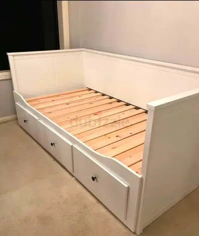 Ikea hemnes day bed with mattress 2
