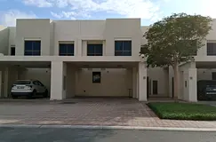Renovated Three Bedroom Townhouse in Naseem - Discounted-Discounted - Multiple Options