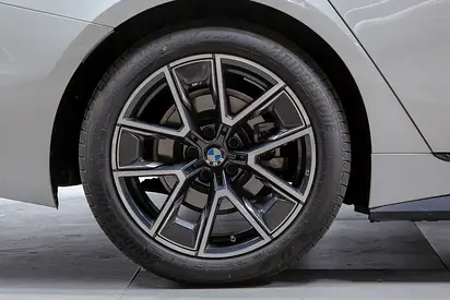 صورة مصغرة 7 لـ 2025 BMW 4-SERIES