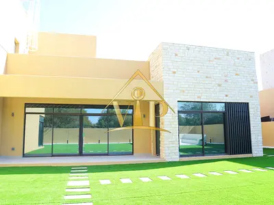 Single Row | Large Layout Villa | Private Garden | Vacant